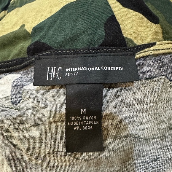 INC Size M Camouflage Camo Tunic Top Gold Ring R$59 - Picture 8 of 9
